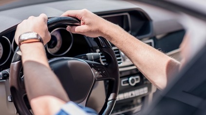 Kde je najbezpečnejšie miesto v aute? Prekvapivo vyhráva nepopulárna možnosť