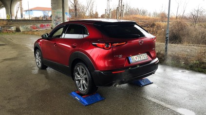 MAZDA CX-30 4WD 4X4 TEST