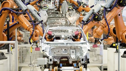 V Nemecku padá záujem o elektromobily, najväčšia domáca značka preto obmedzuje ich výrobu