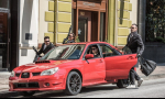 Baby Driver je o autonaháňačkách, prestrelkách a hlavne o rytme