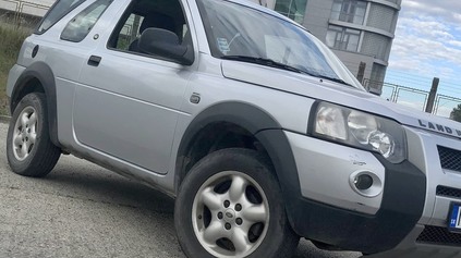 STAVIAME CAMERA CAR NA BÁZE LAND ROVER FREELANDER TD4 TYP L314