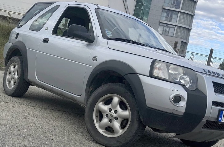 STAVIAME CAMERA CAR NA BÁZE LAND ROVER FREELANDER TD4 TYP L314