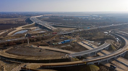 ŠKANDÁL A HANBA ZA MILIARDU EUR! PRE NEDOKONČENÚ KRIŽOVATKU DOPRAVA V BRATISLAVE SKOLABUJE