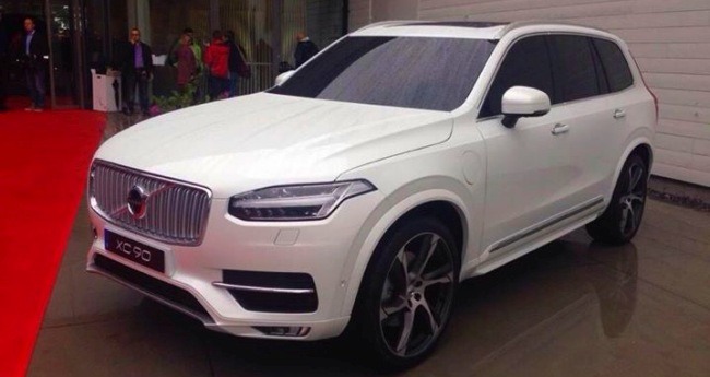 Volvo XC90 odhalené! Máme unikátne zábery