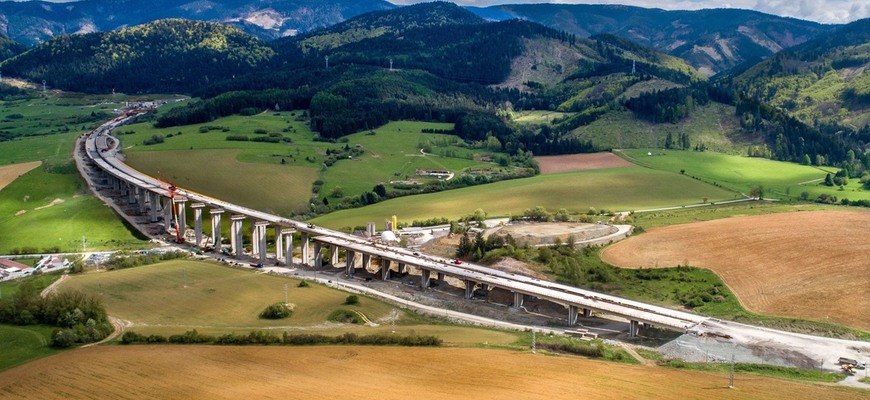 Dve dôležité diaľnice na Slovensku otvoria vraj už o 2 roky! Ďalší úsek D1 je však problémový