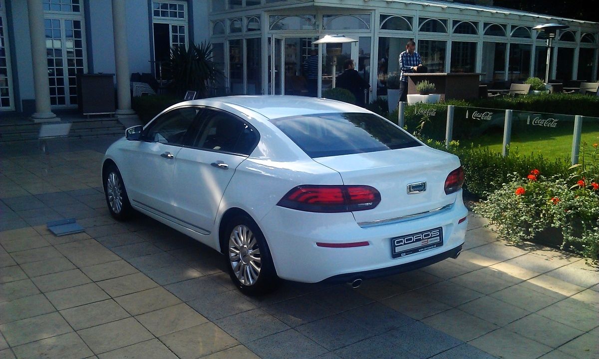 Qoros 3 Sedan