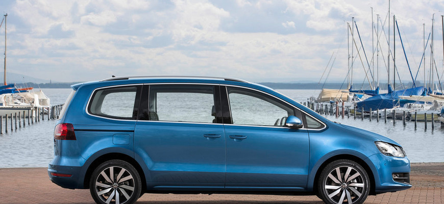 Nemecká klasika končí: Volkswagen zastavuje výrobu Sharanu po 27 rokoch