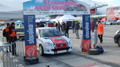 CAFE RACING bavil divákov na Keskomobile Auto Show