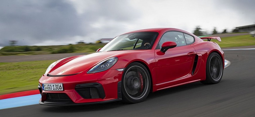 Elektrické Porsche Cayman a Boxster dorazia už okolo roku 2025, tvrdia predajcovia