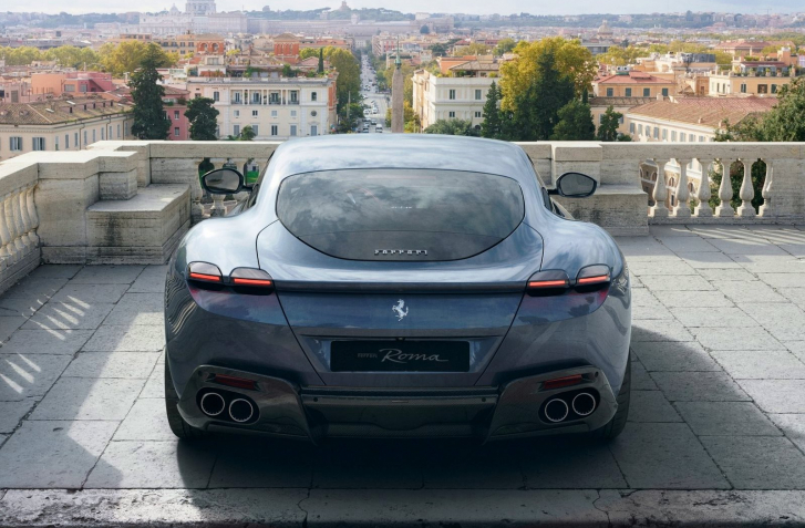 PREZRADENÉ, FERRARI STAVIA SVOJE PRVÉ SUV. PRÍDE AKO HYBRID