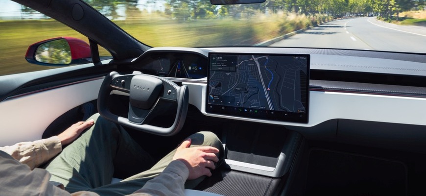 REVOLUČNÉ! Tesla autonómne prešla cez USA
