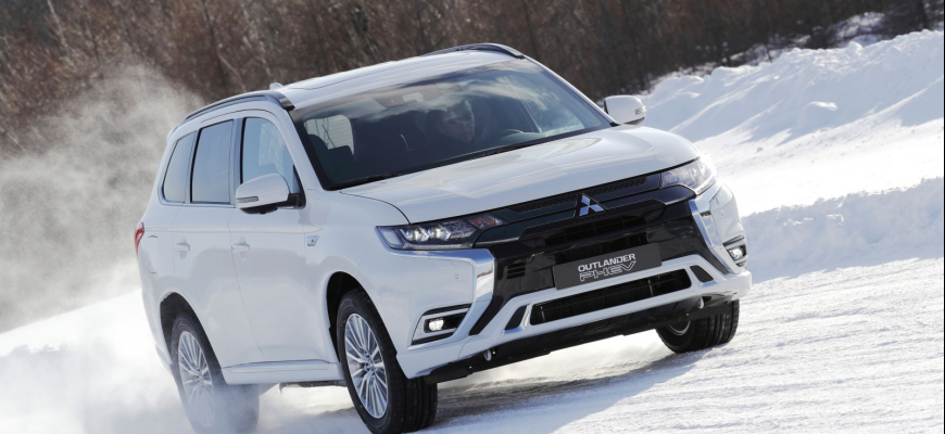 Ťahákom Mitsubishi bude e-EVOLUTION a Outlander PHEV