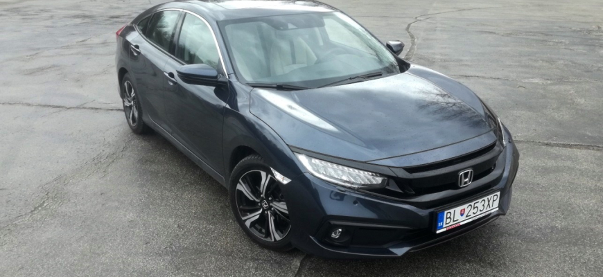 Práve testujeme Honda Civic sedan 1.5 VTEC Turbo. Čo vás zaujíma?