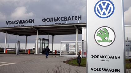 Škoda Auto má strach o zamestnancov v ukrajinských a ruských výrobných závodoch