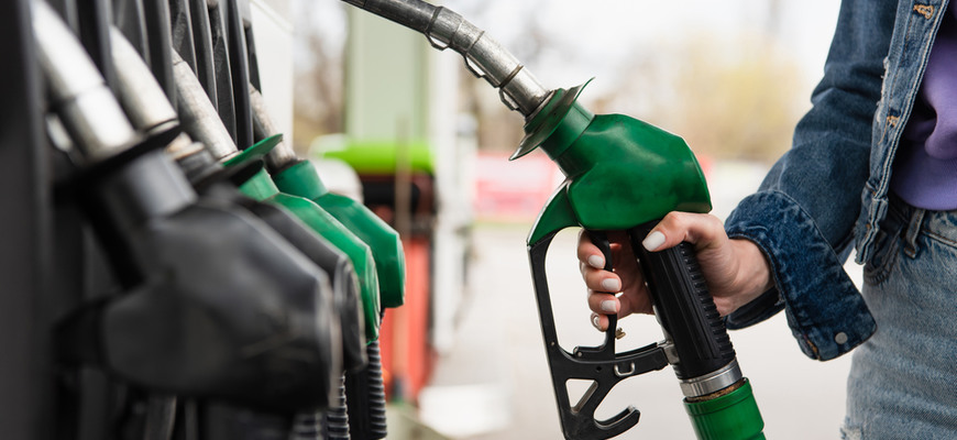 Ceny palív na pumpách sa opäť pohnú. Čo nás čaká a ako zamieša kartami plyn?