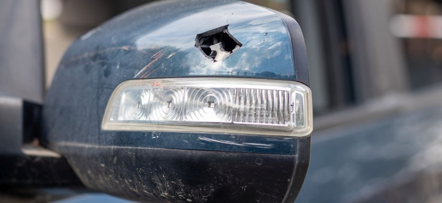 Ako nenaletieť na podvod so spätným zrkadlom?