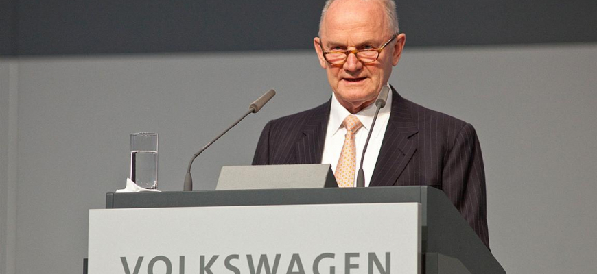 Ferdinand Piech rezignoval po 22 rokoch vo vedení skupiny VW