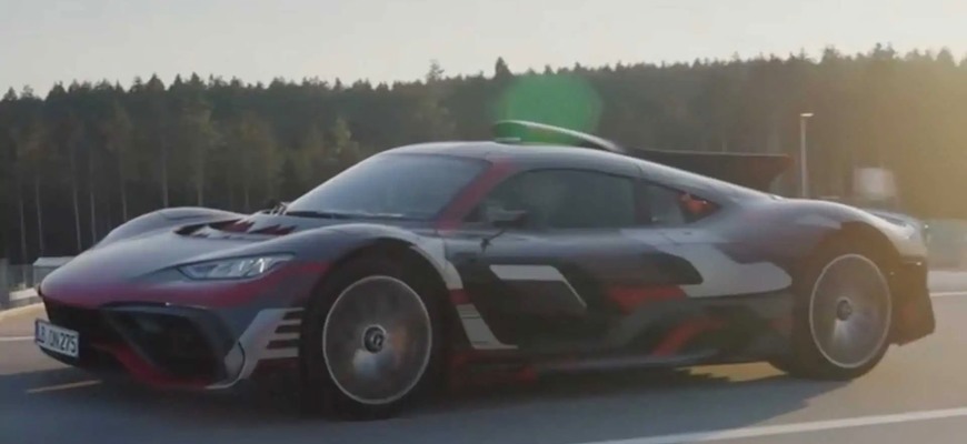 Mercedes Project One pre bežné cesty znie takmer rovnako ako F1
