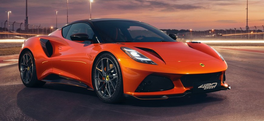 Lotus pritvrdzuje: nová Emira 420 Sport je ľahšia, výkonnejšia, podľa Britov konečne „pravý Lotus“