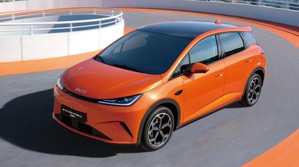 ELEKTRINA NESTAČÍ? NOVÝ BYD DOLPHIN G DM-I JE NAJMENŠÍ ČÍNSKY PLUG-IN HYBRID VYVINUTÝ PRE EURÓPU