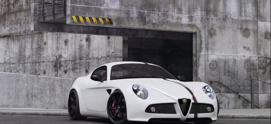 Alfa Romeo 8C Competizione v podaní Wheelsandmore