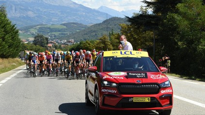 ŠKODA OPÄŤ PODPORUJE TOUR DE FRANCE, A TO PO 18. KRÁT