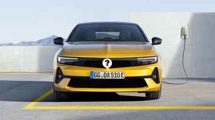 Opel vymenil minimalistické a stále moderne vyzerajúce staré logo za nové. Potreboval to?