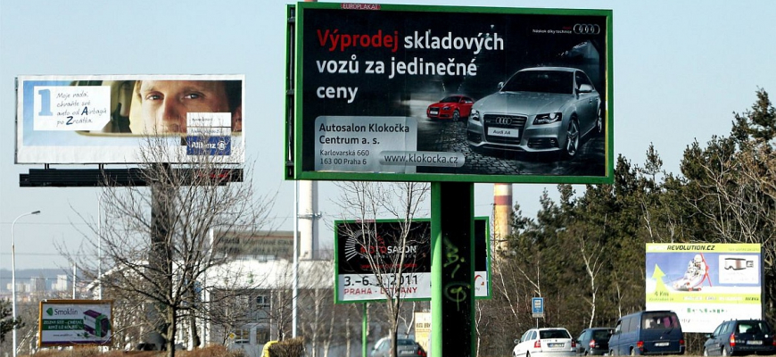 V Čechách to dokázali! Zakázali billboardy pri cestách