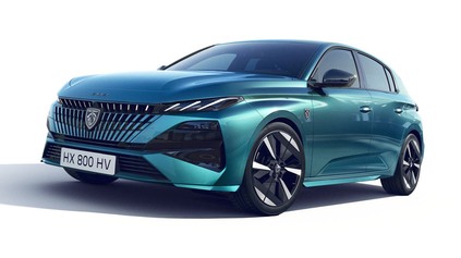 PEUGEOT 308 PO FACELIFTE. NAFTA OSTÁVA A ZVLÁDNE AJ VIAC KILOMETROV NA BATERKY!