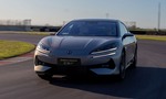 Raketové tempo premiér: čínske automobilky sa zbláznili, za 5 mesiacov 542 noviniek!