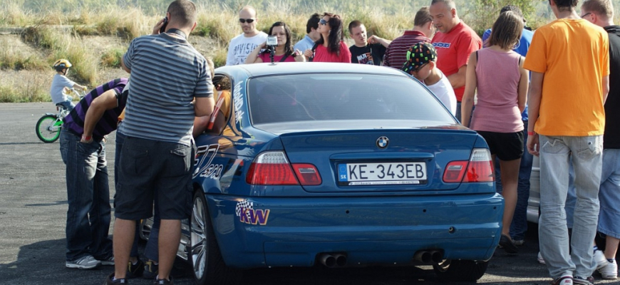 Foto zo zákulisia finále King of Drift Slovakia v Piešťanoch