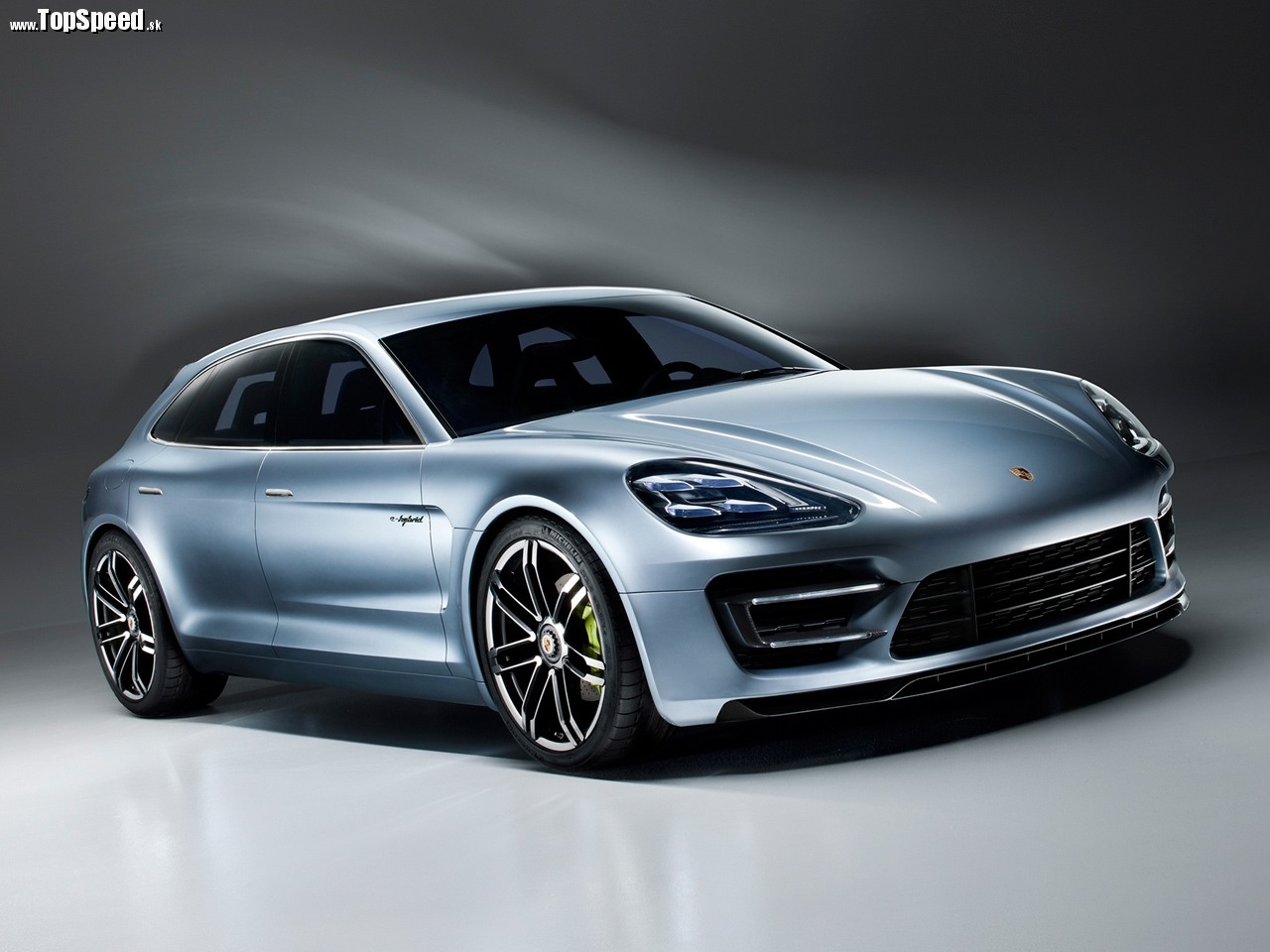 Panamera Sport Turismo Concept vyzerá podstatne lepšie ako sériovka