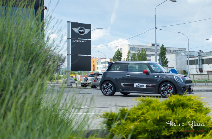 TEST: MINI II JOHN COOPER WORKS GP