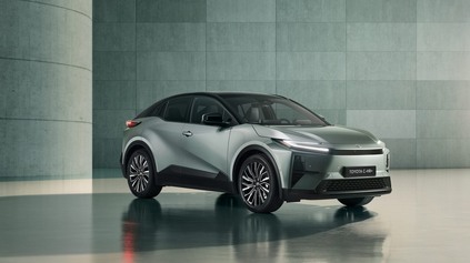 TOYOTA C-HR+ PONÚKNE DOJAZD AŽ 609 KM. KEDY A ZA KOĽKO SA ZAČNE PREDÁVAŤ NA SLOVENSKU?