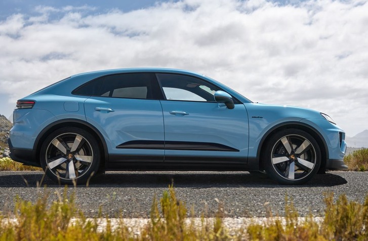 KRÍZA V PORSCHE SA PREHLBUJE! ŠPORTOVÁ ZNAČKA SPADLA DO ČERVENÝCH ČÍSIEL, STRATA JE OHROMNÁ