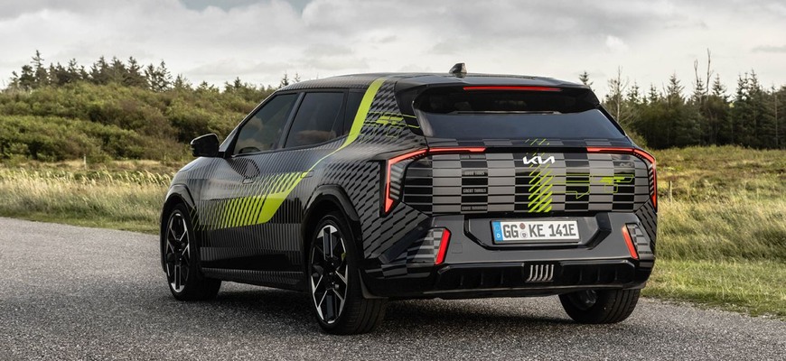 Kia EV4 GT je nový elektrický ostrý hatchback! Dostane dva motory, na trhu už čoskoro
