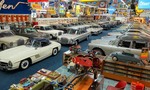 Zbierka 83 Mercedesov ide do dražby. Sú v nej rarity. Peniaze vraj nie sú dôvod predaja