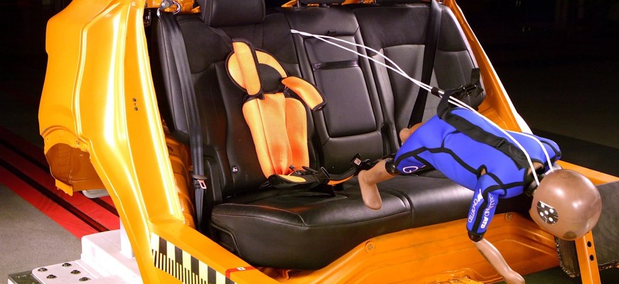 Detské autosedačky za 24 eur zlyhali pri náraze