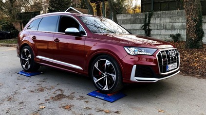 AUDI SQ7 TDI 4X4 TEST