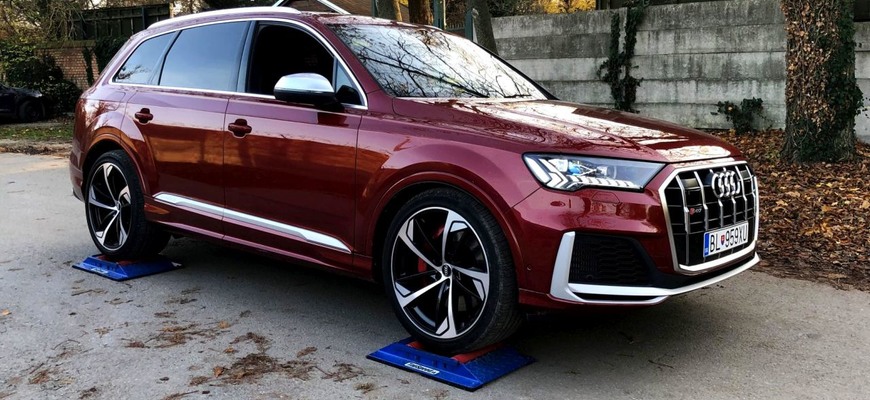 Audi SQ7 TDI 4x4 test