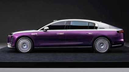 Známy výrobca mobilných telefónov sa zameral na Mercedes-Maybach, Rolls-Royce a Bentley