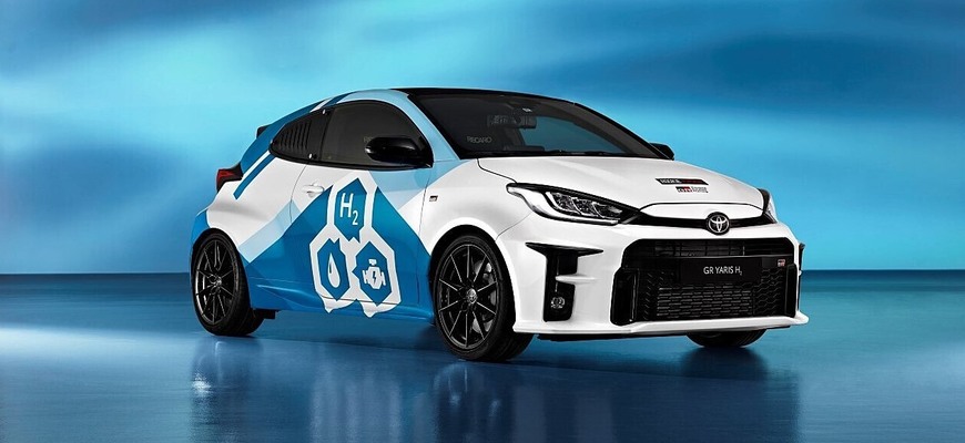 A je to tu, Toyota ukázala vodíkový GR Yaris H2. Zasa o krok pred konkurenciou?