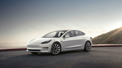 Tesla predáva autá so starými batériami. Oplatí sa vôbec kupovať taký elektromobil?