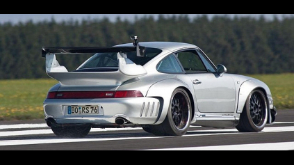 STAREJ KLASIKE PORSCHE 993 GT2 TUNER PRIOSTRIL ZÚBKY