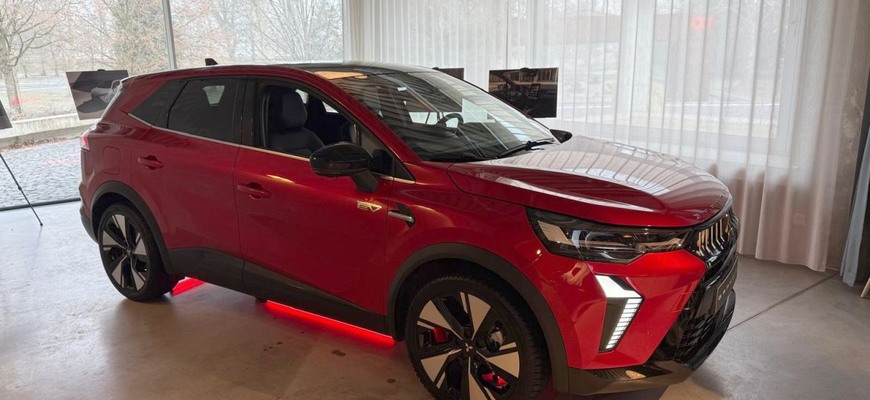 PRVÉ DOJMY: Mitsubishi Grandis – pre koho je určený? Kde v portfóliu má svoje miesto?