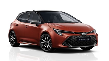 SÚČASNÁ TOYOTA COROLLA MODERNIZUJE. ZMENY MODELOVÉHO ROKA 2025 SÚ KOZMETICKÉ A „ZELENÉ“