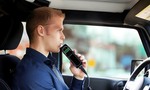 Prvá krajina zaviedla alkoholový imobilizér po uplynutí zákazu riadenia! Čaká to aj Slovákov?