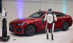 Nahradia humanoidy robotníkov? BMW nasadzuje prvé kusy do výroby v Európe