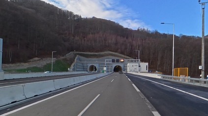 ZATVÁRAJÚ TUNEL VIŠŇOVÉ A KOLÓNY SA VRACAJÚ POD STREČNO. KOĽKO TO POTRVÁ A PREČO?