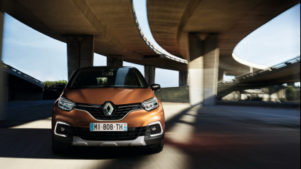 Modernizovaný Renault Captur prináša verziu INITIALE PARIS